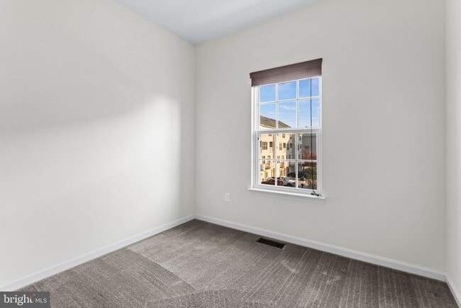 Building Photo - 6405 Walcott Ln