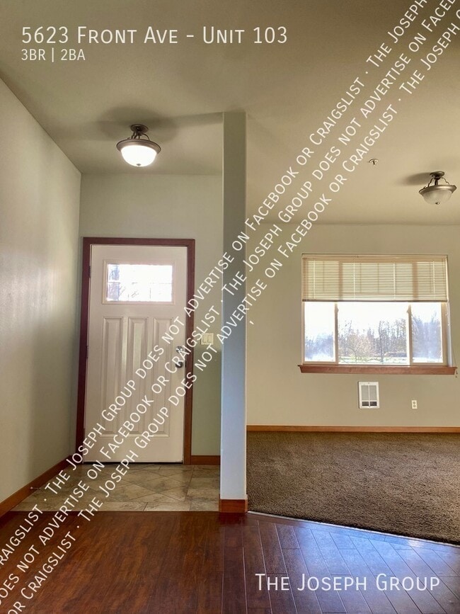 Building Photo - 5623 Front Ave