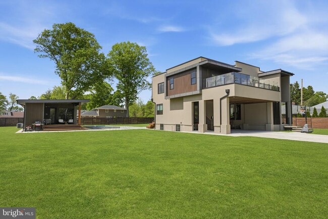 Building Photo - 56 Black Rock Rd