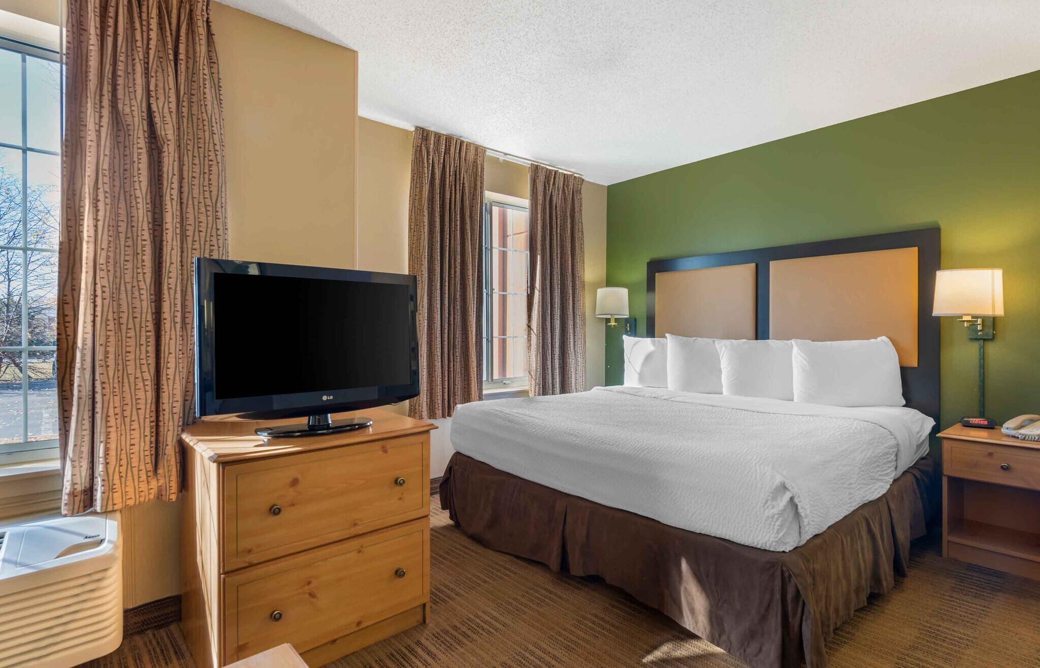 Building Photo - Furnished Studio-Minneapolis - Airport - E...
