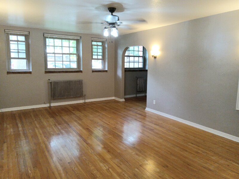 Building Photo - 221 Mathews St