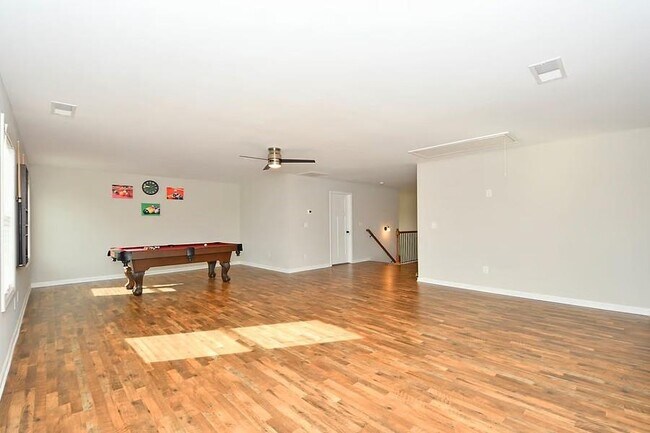 Building Photo - 208 Arrowwood Dr