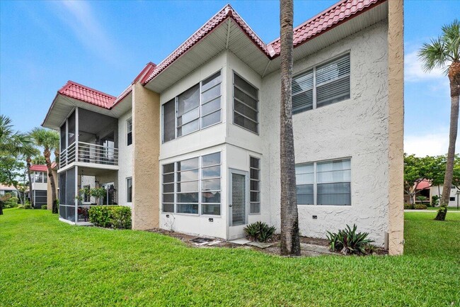 Building Photo - 190 Lake Evelyn Dr