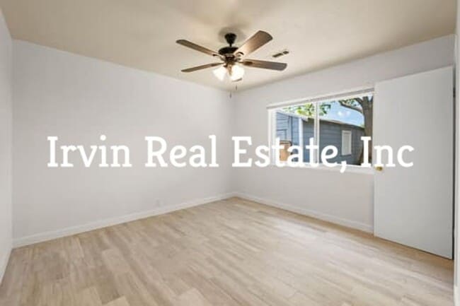 Building Photo - A Nice 4 Bedroom 1 Bath home