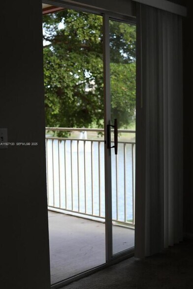 Building Photo - 1865 Palm Cove Blvd