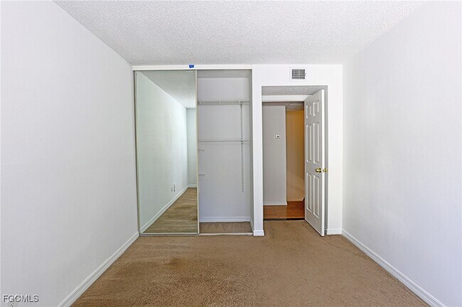 Building Photo - 12341 Woodrose Ct