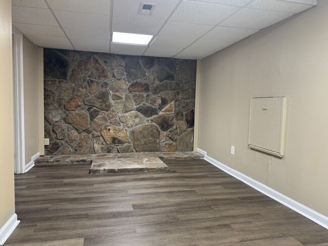 Building Photo - 2 Bedroom 2 Bathroom Cottage Home in Johnson City, TN