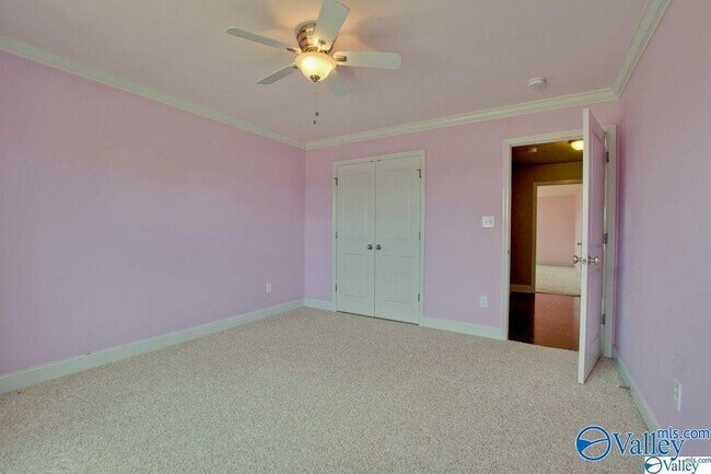 Building Photo - 705 Tide Creek Dr SW