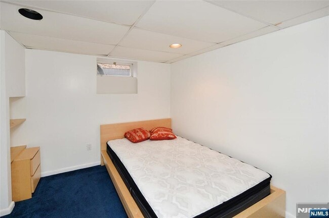 Building Photo - 16 Gurney Terrace