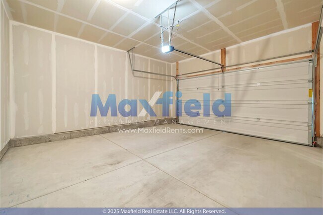 Building Photo - 8180 S 8180 W