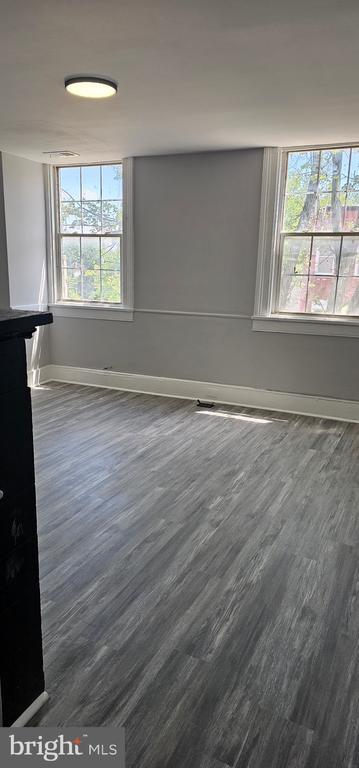 Building Photo - 601 N Carrollton Ave