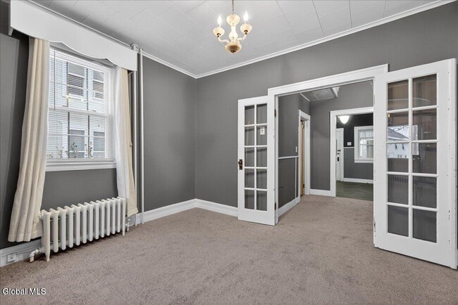 Building Photo - 415 Broadway