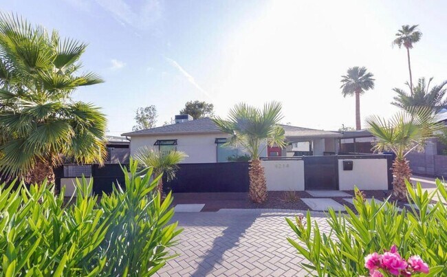 Building Photo - 4214 N 20th St