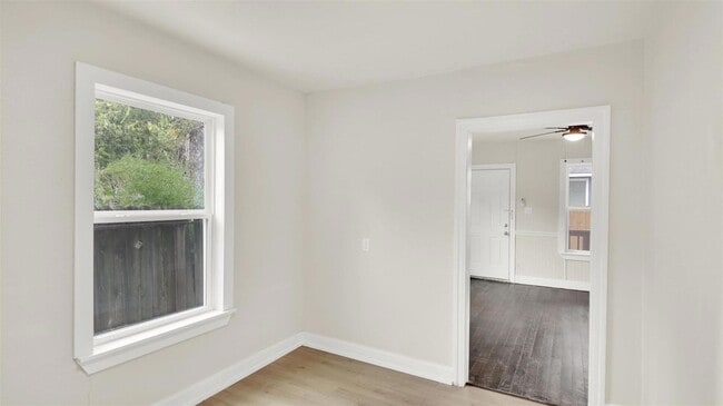 Building Photo - 4010 Speedway