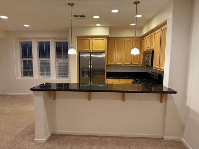 Building Photo - 132 Selby Lane