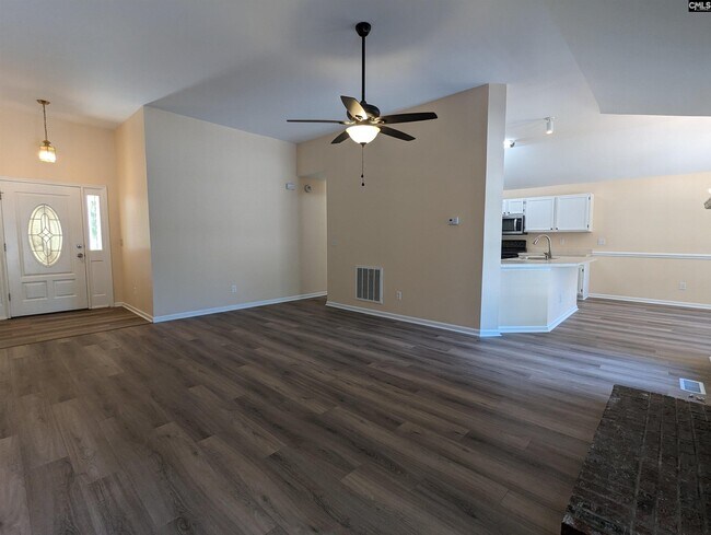 Building Photo - 112 Glen Eagle Cir