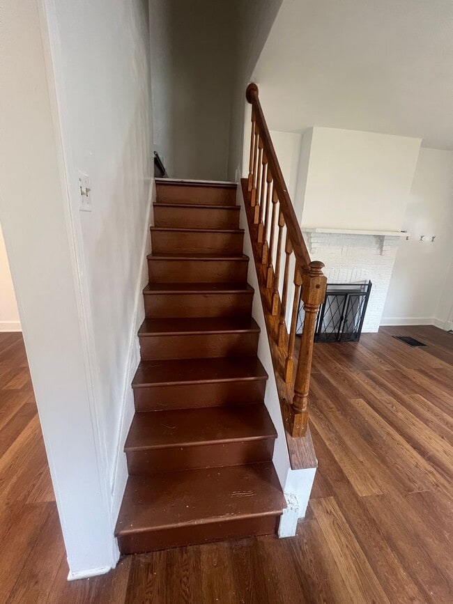 Building Photo - Spacious 2 bedroom in the heart of Ingram