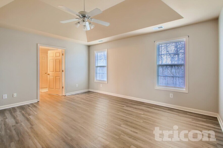 Building Photo - 1241 Andrew Donelson Dr