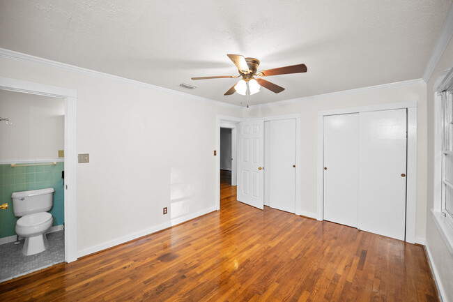 Building Photo - 456 N Section St