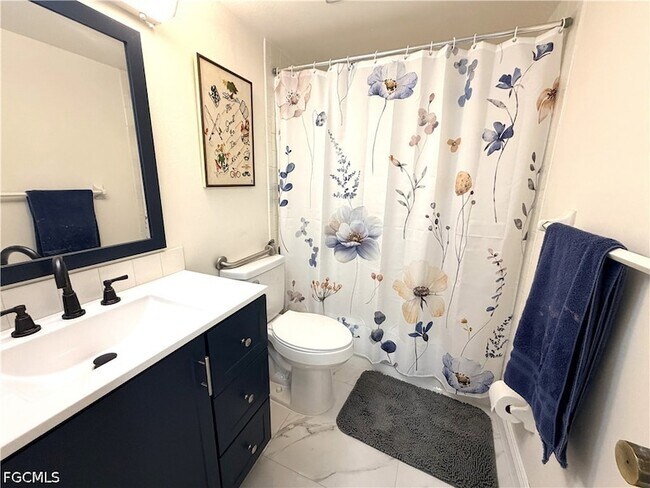 Building Photo - 7050 Nantucket Cir