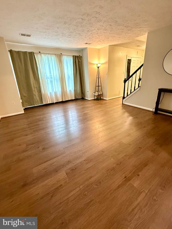 Building Photo - 6203 Bighorn Ct