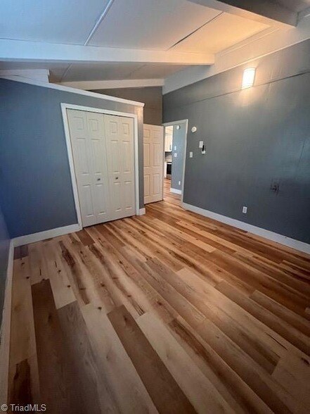 Building Photo - 1309 W Ridge St
