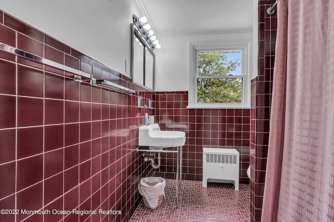 Building Photo - A208 Trenton Blvd