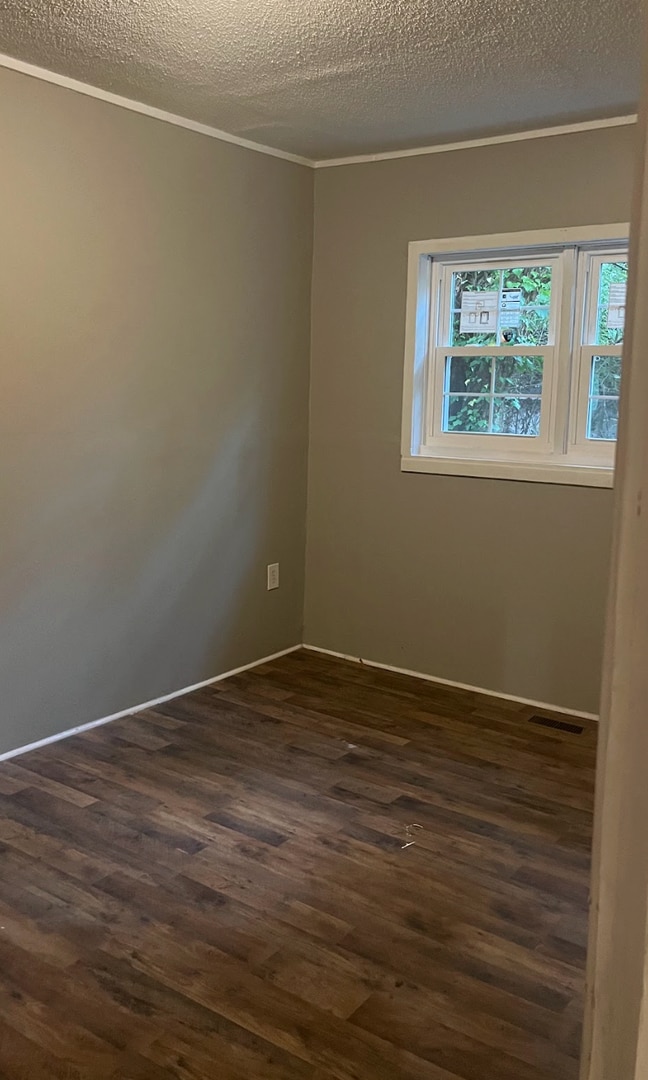 Building Photo - 339 B Hughes