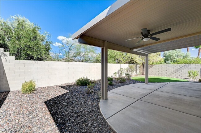 Building Photo - 3236 Rushing Waters Pl