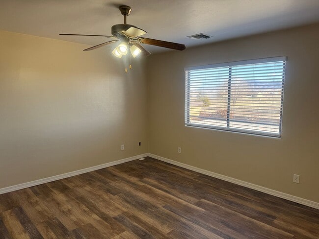 Building Photo - 3 Bedroom 2 Bath on 2 Acres in Poquito Valley