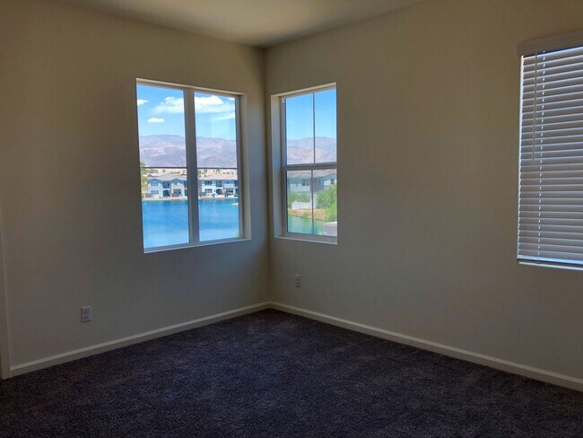 Building Photo - Long Term - Spacious 4 Bedroom Home @ Terra Lago in Indio!