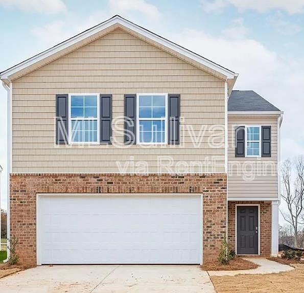 Building Photo - 2932 Egert Dr