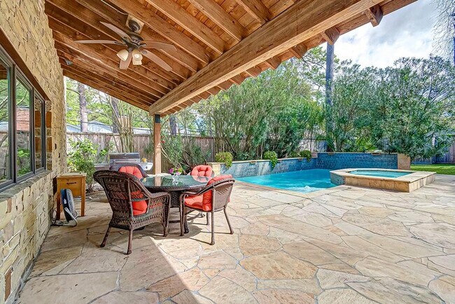 Building Photo - 9310 Oakford Ct