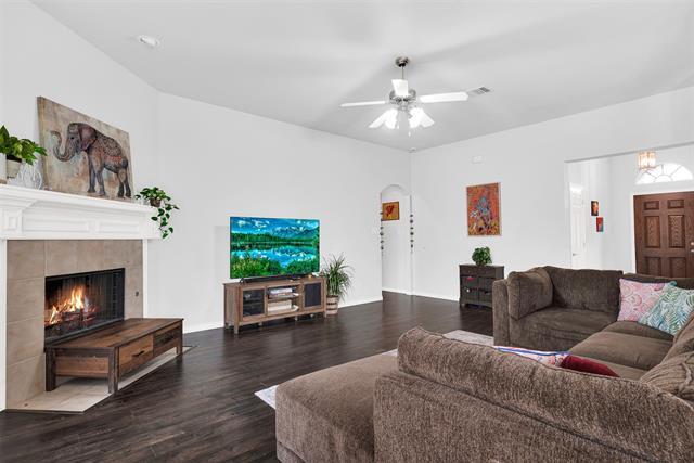 Building Photo - 15742 Bull Run Dr