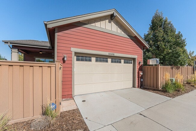 Building Photo - 3 bed/3 bath Amazing House close to Stanle...