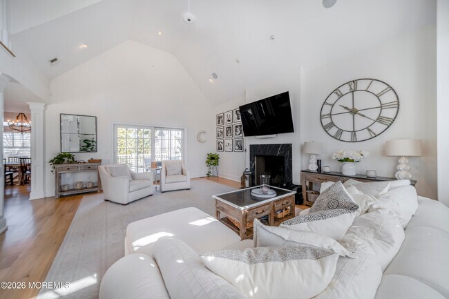 Building Photo - 3 Elizabeth Pl