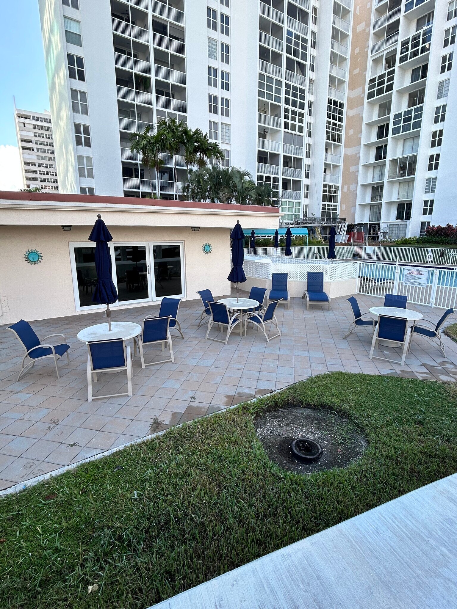 Building Photo - 1391 S Ocean Blvd