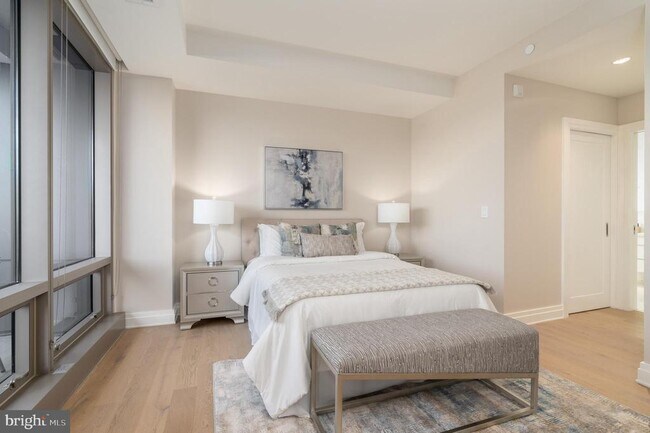 Building Photo - 2501 M St NW