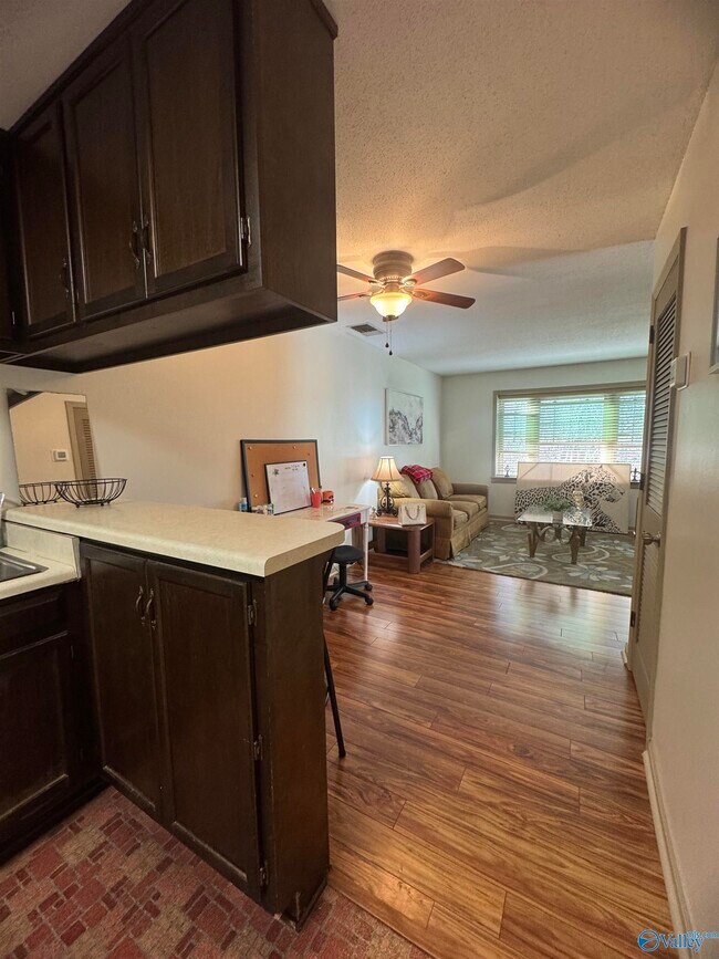 Building Photo - 2137 Belle Grove Dr SW