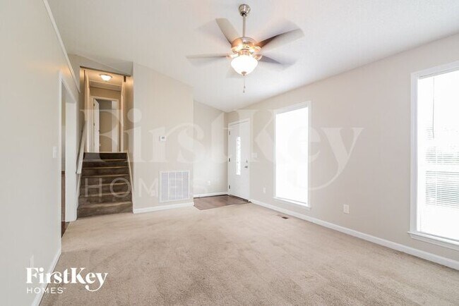 Building Photo - 1204 Grand Cir