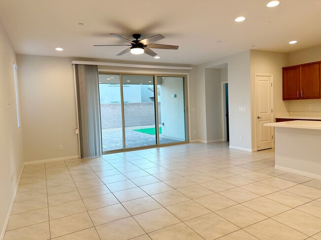 Building Photo - 11585 Salt Creek Ave