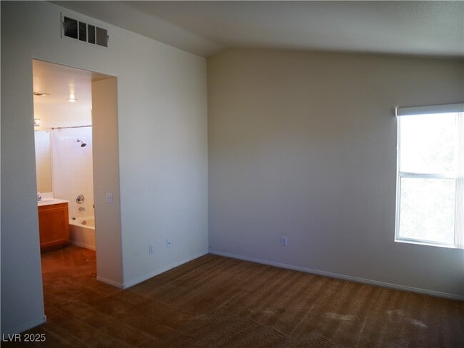 Building Photo - 2313 Avery Dr