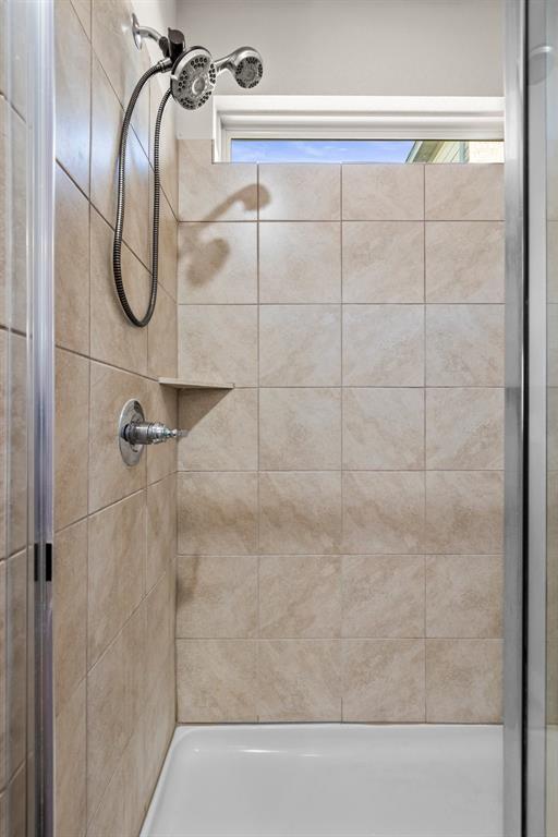 Building Photo - 1421 Itzel Bnd