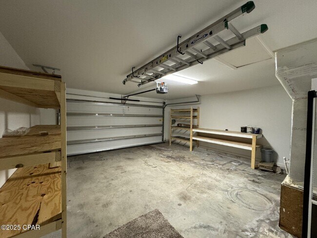 Building Photo - 3549 Azalea Way