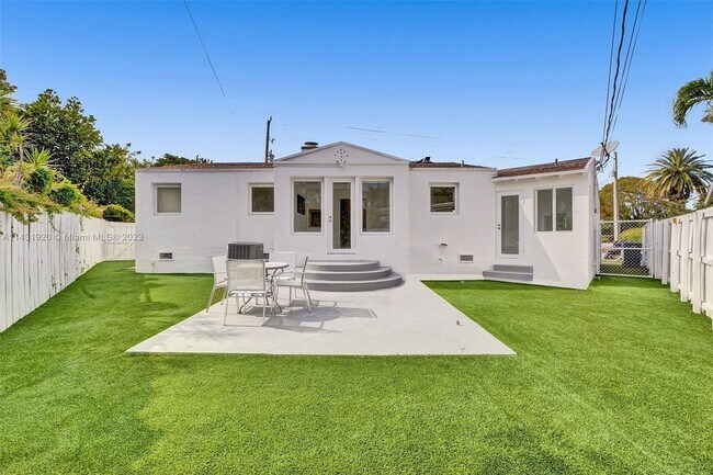 Building Photo - 4717 Alton Rd