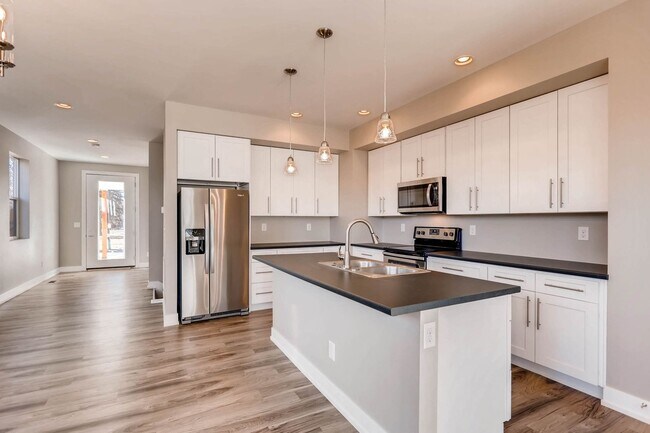 Building Photo - New Construction 3 Bedroom Home with 2 car...