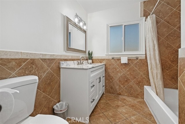 Building Photo - 219 S Meadow Rd