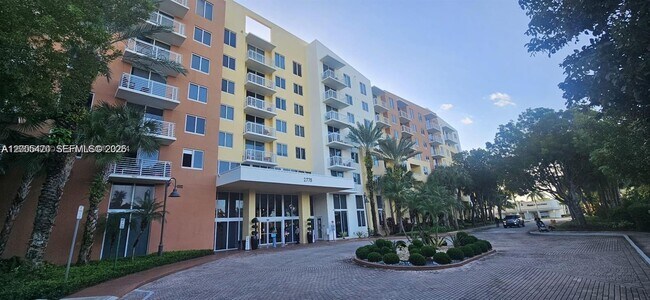 Building Photo - 2775 NE 187th St