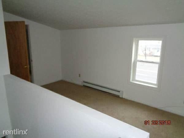 Building Photo - 3 br, 1 bath House - 356 Mercer Ave