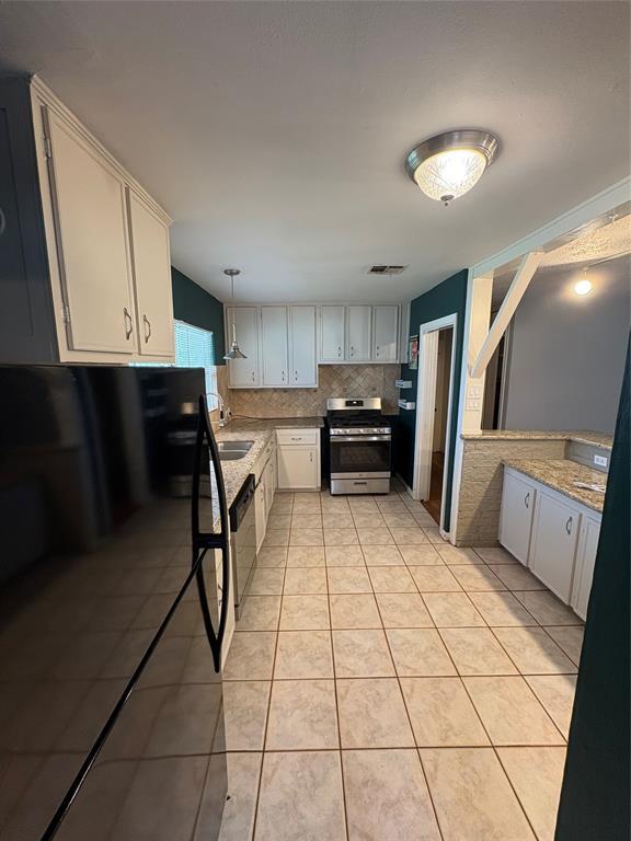 Building Photo - 1439 Richelieu Ln